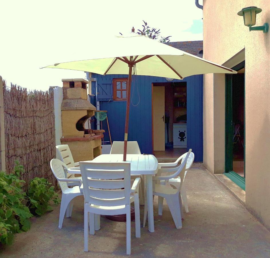 Maison Avec Jardin Et Plage De Sable Fin Accessible A Pied A 300M Saint-Coulomb Exterior photo