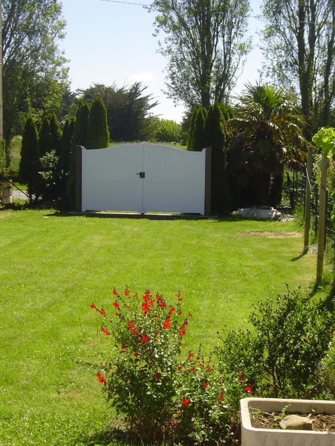 Maison Avec Jardin Et Plage De Sable Fin Accessible A Pied A 300M Saint-Coulomb Exterior photo